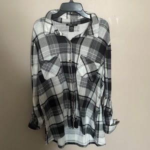 robert louis flannel. size large.